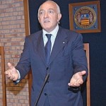 Rettore Raimondo Pasquino