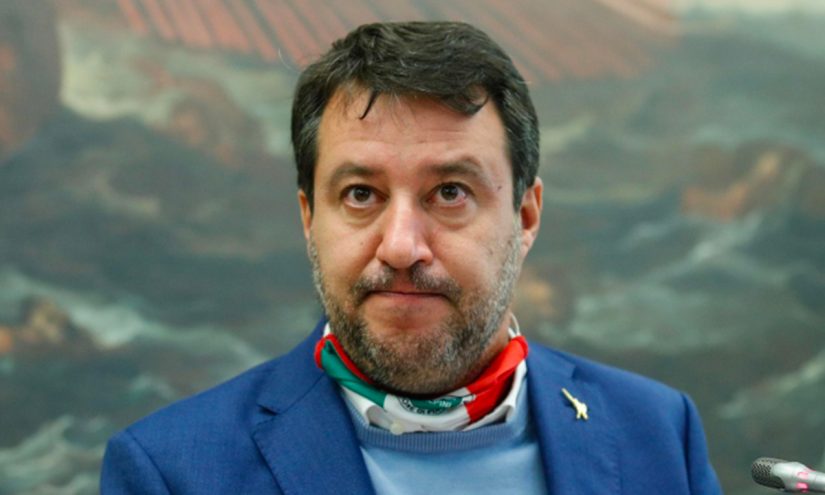 Sondaggi politici: Lega e M5S calano,