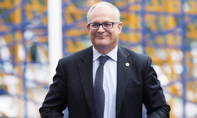 Foto per capire chi è Roberto Gualtieri
