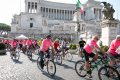 Lotta al tumore al seno in bicinrosa con la Breast Unit