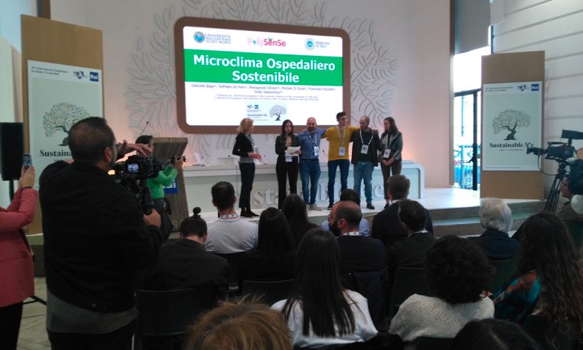 Un momento della premiazione Sustainable Me di PoliBA