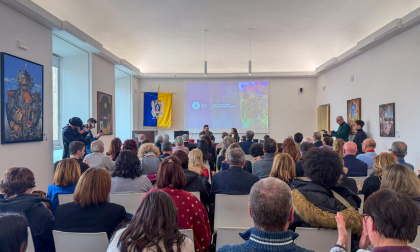 Veronica Berti Bocelli riceve il Sigillo di Ateneo a Urbino