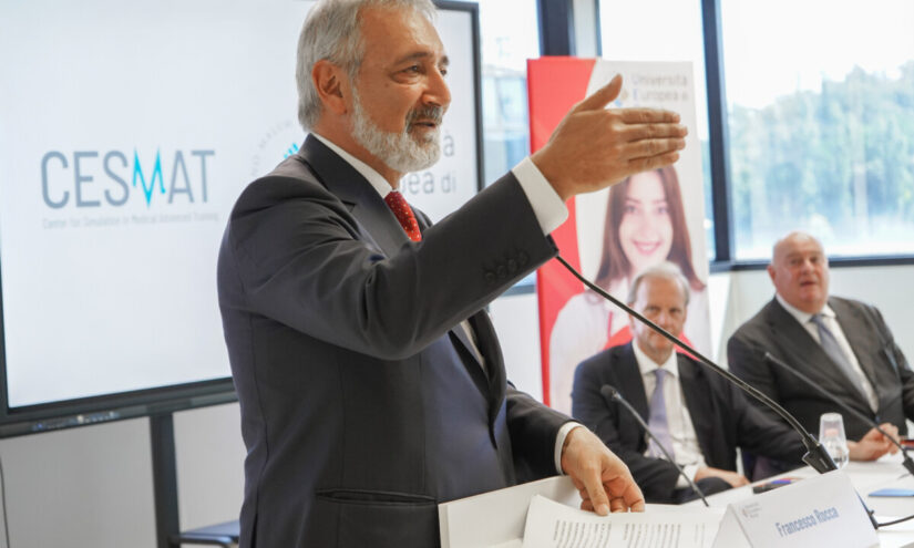 Francesco Rocca visita il CESMAT