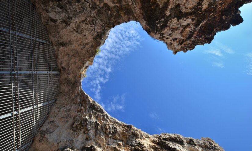 Grotta Romanelli